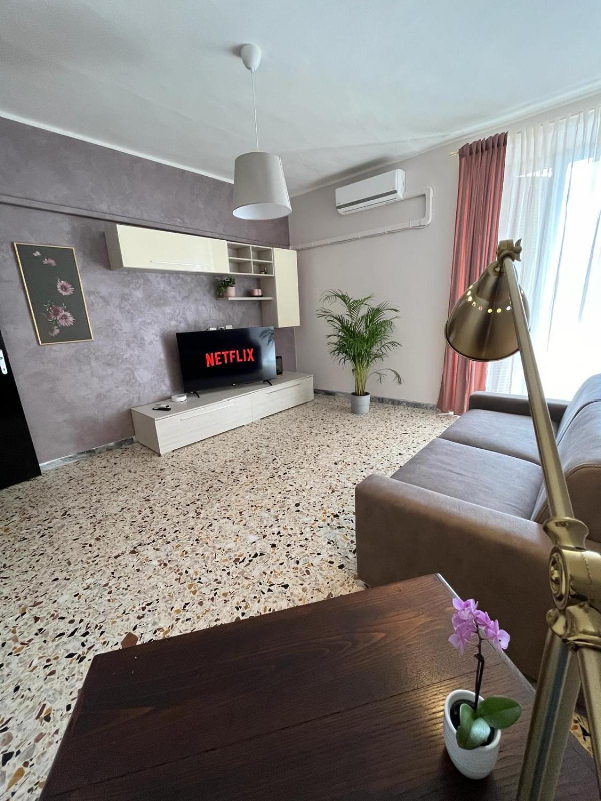 Luna Apartment Civitavecchia Dış mekan fotoğraf